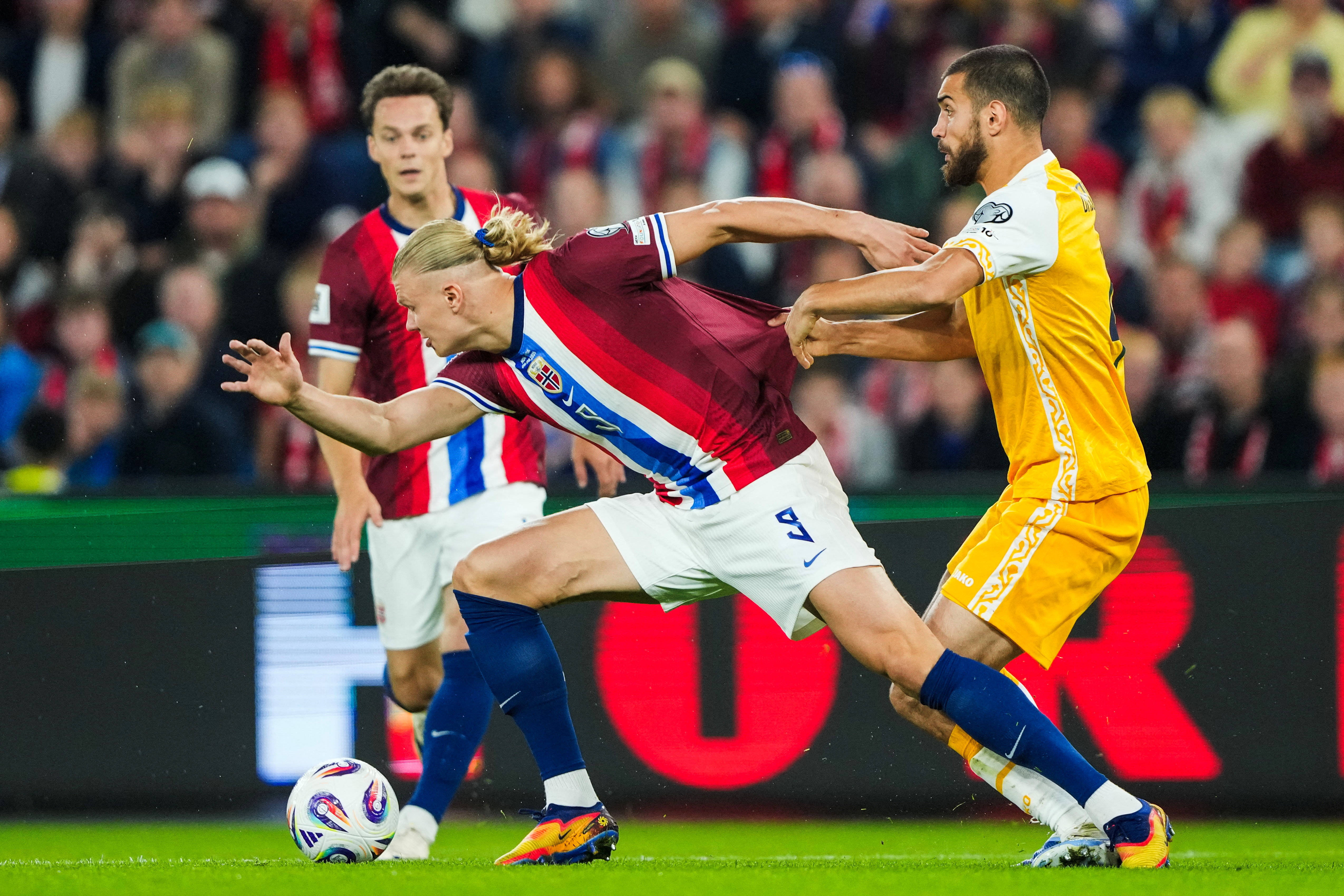 意大利队主场大胜挪威,晋级欧预赛半决赛的简单介绍 意大利队主场大胜挪威,晋级欧预赛半决赛的简单介绍