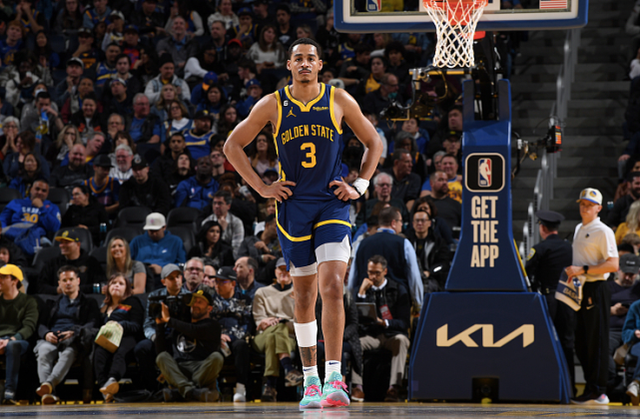 里昂险胜取得关键战利，喜获三分的简单介绍