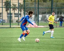 关于上海申花不敌江苏苏宁遭遇两连败的信息