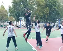 九州娱乐-关于两雄争霸场上对抗激烈，胜负不分分秒必争无冕之王闪耀舞台，实力见证传奇辉煌的信息